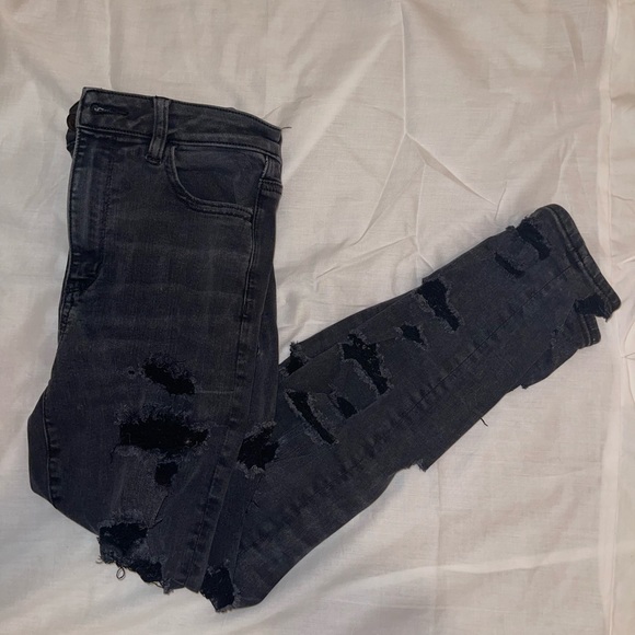 American Eagle Black Distressed Jeans - Picture 1 of 4